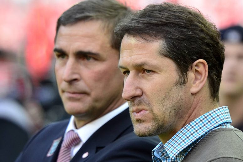 Wenige Tage nach seiner Entlassung tritt Franco Foda (re.) gegen den FCK-Vorstandsvorsitzenden Stefan Kuntz nach.