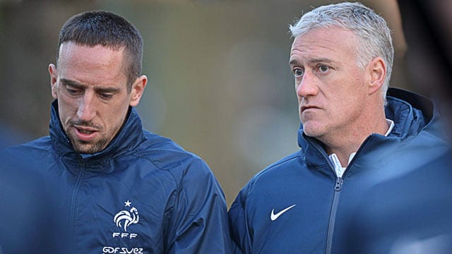 Franck Ribéry und der französische Nationalcoach Didier Deschamps. Franck Ribéry und der französische Nationalcoach Didier Deschamps.