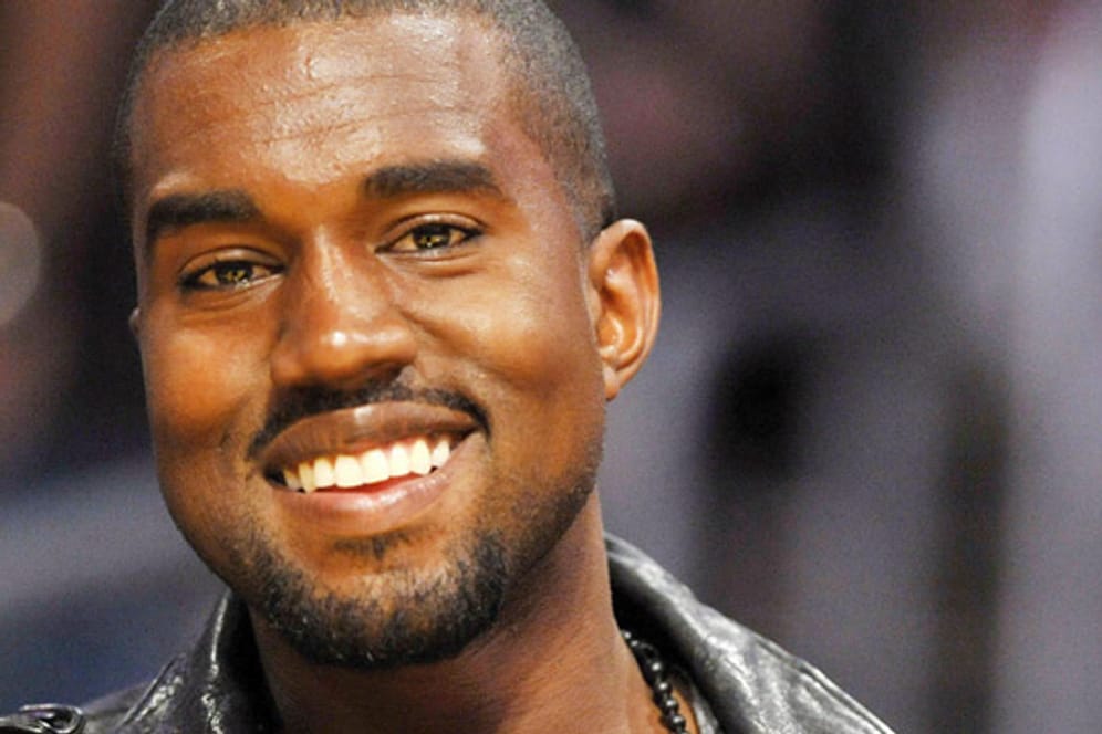 Kanye West hat gut lachen: Ein kurzer Auftritt beim Präsidenten von Kasachstan machte ihn schlagartig 3 Millionen Dollar reicher.