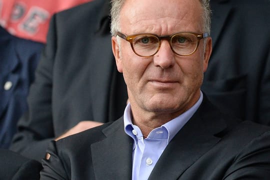 Karl-Heinz Rummenigge verteidigt den Bale-Transfer.