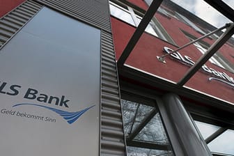 Die Bochumer GLS Bank hat sich die Förderung ökologischer und sozialer Projekte auf die Fahne geschrieben