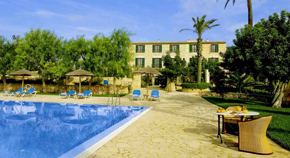 Das Vier-Sterne-Hotel "Finca Son Trobat" auf Mallorca erhielt den "TUI Holly Award" in der Kategorie "Bestes Hotel westliches Mittelmeer/Atlantik".