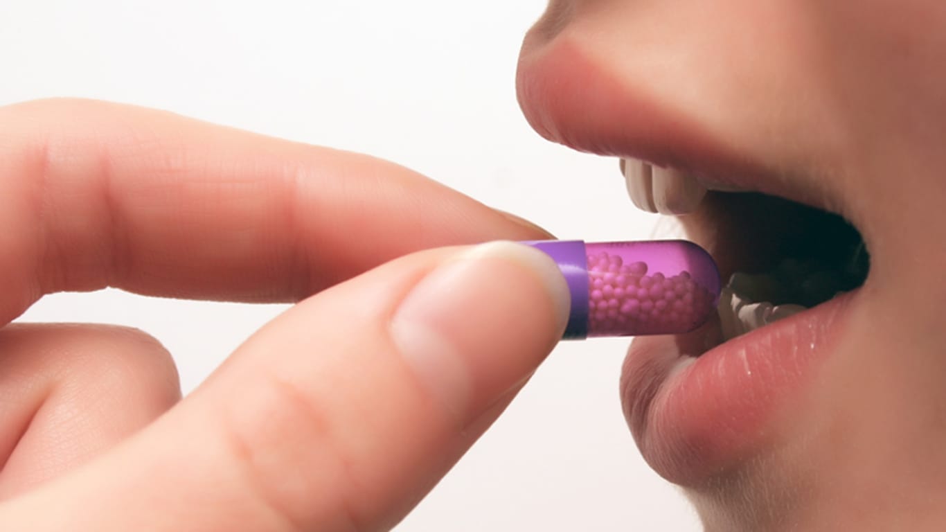 Medikamente: Bei großen Tabletten fällt die Einnahme oft nicht leicht.