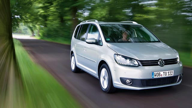 Der VW Touran ist das beliebteste Familienauto in der Preisklasse zwischen 20.000 und 25.000 Euro.