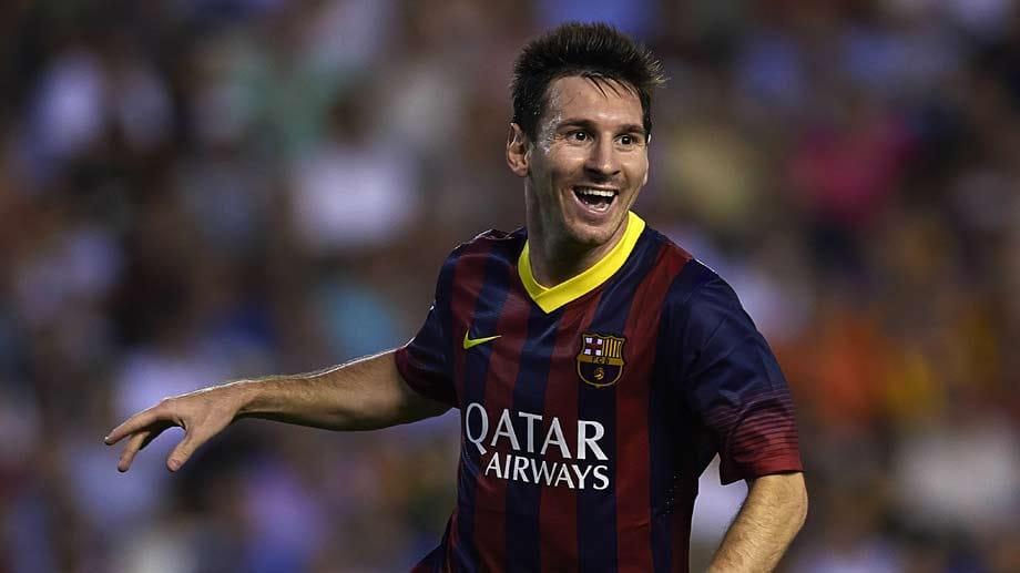 Lionel Messi peilt eine Gehaltsaufstockung beim FC Barcelona an. Lionel Messi peilt eine Gehaltsaufstockung beim FC Barcelona an.