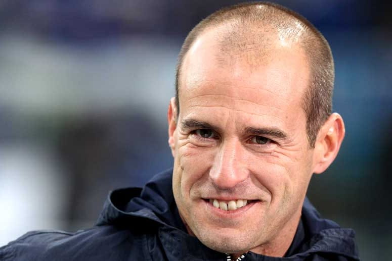 Mehmet Scholl bleibt TV-Experte bei der ARD.