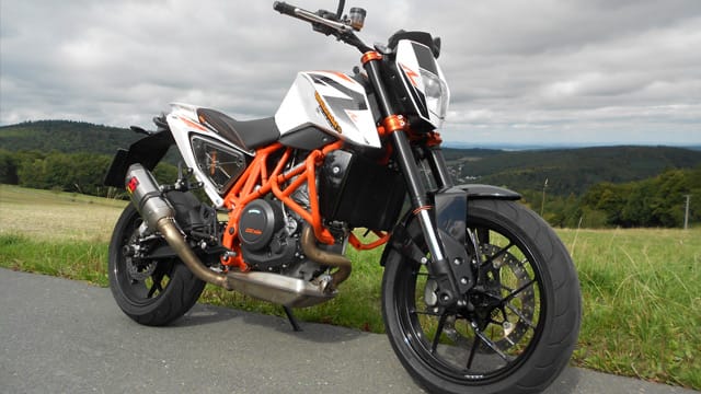 Noch sportlicher: Die neue KTM 690 Duke R