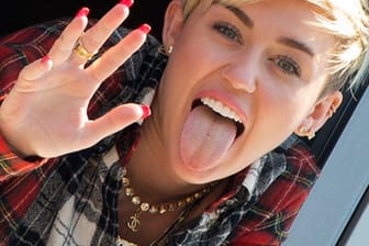 Miley Cyrus sorgt derzeit für jede Menge Schlagzeilen.