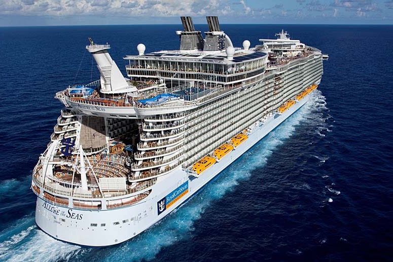 Nur noch bis 2016 größtes Kreuzfahrtschiff: Die "Allure of the Seas" bekommt eine große Schwester