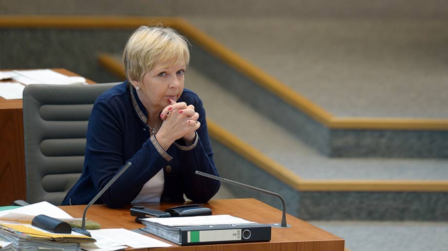 NRW-Ministerpräsidentin Hannelore Kraft: Sind nicht als Mehrheitsbeschafferin angetreten NRW-Ministerpräsidentin Hannelore Kraft: Sind nicht als Mehrheitsbeschafferin angetreten