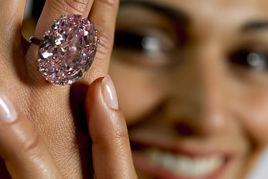 Der "Pink Star": 59,6 Karat und ein Wert von 49 Millionen Euro