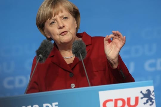 Angela Merkel und die Union haben im Wahlkampf Steuererhöhungen stets ausgeschlossen