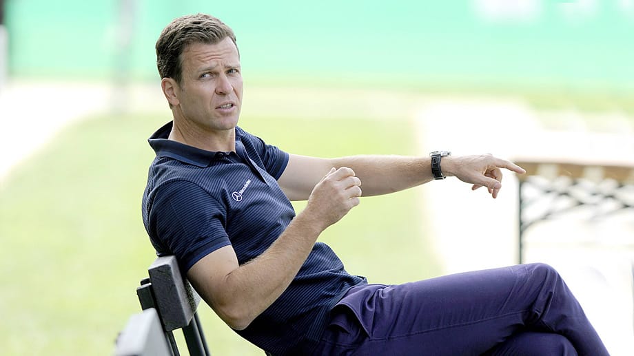 DFB-Sportdirektor Oliver Bierhoff relativiert die Kritik von Nationalspieler Mats Hummels. DFB-Sportdirektor Oliver Bierhoff relativiert die Kritik von Nationalspieler Mats Hummels.