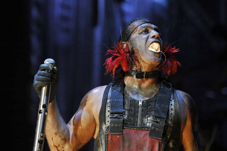 Rammstein-Sänger Till Lindemann folgt gerne seinen Urinstinkten.