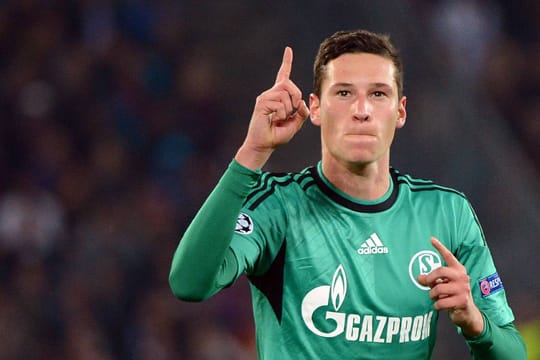 Julian Draxler vom FC Schalke 04 bejubelt sein 1:0-Siegtor gegen den FC Basel.