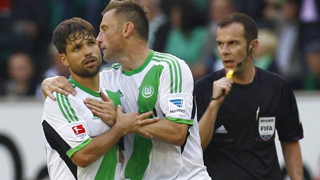 Diego (li.) und Ivica Olic stehen beim VfL Wolfsburg auf dem Prüfstand. Diego (li.) und Ivica Olic stehen beim VfL Wolfsburg auf dem Prüfstand.