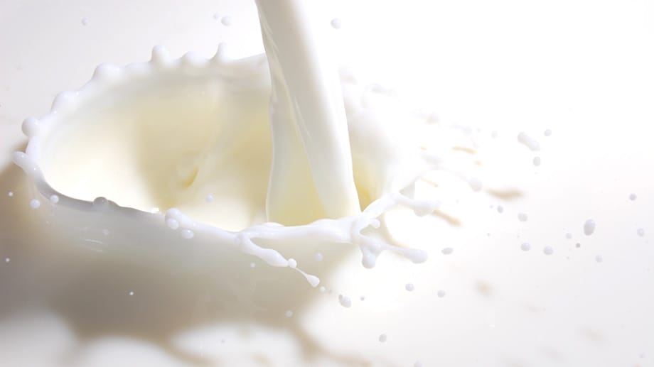 Lebensmittel: Fettfreie Milch ist auch vitaminreduziert.