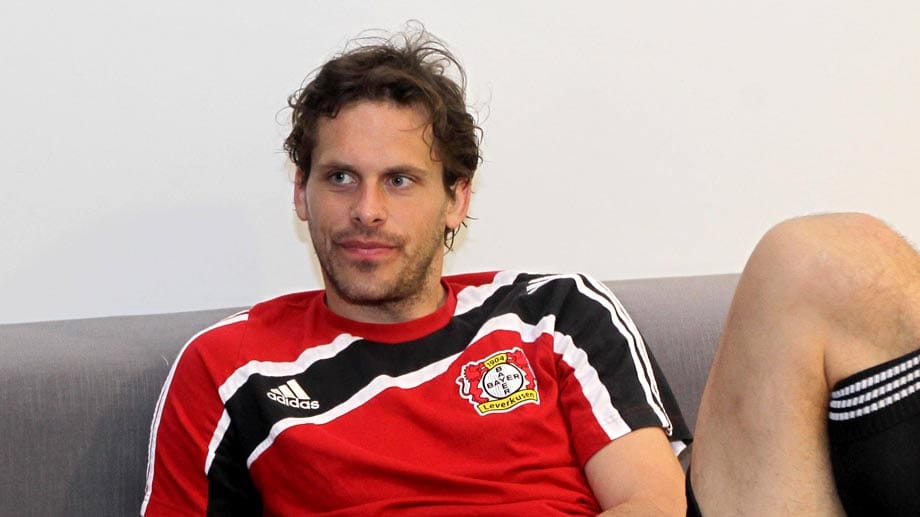 Manuel Friedrichs Vertrag bei Bayer Leverkusen wurde nach sechs Jahren nicht mehr verlängert. Manuel Friedrichs Vertrag bei Bayer Leverkusen wurde nach sechs Jahren nicht mehr verlängert.
