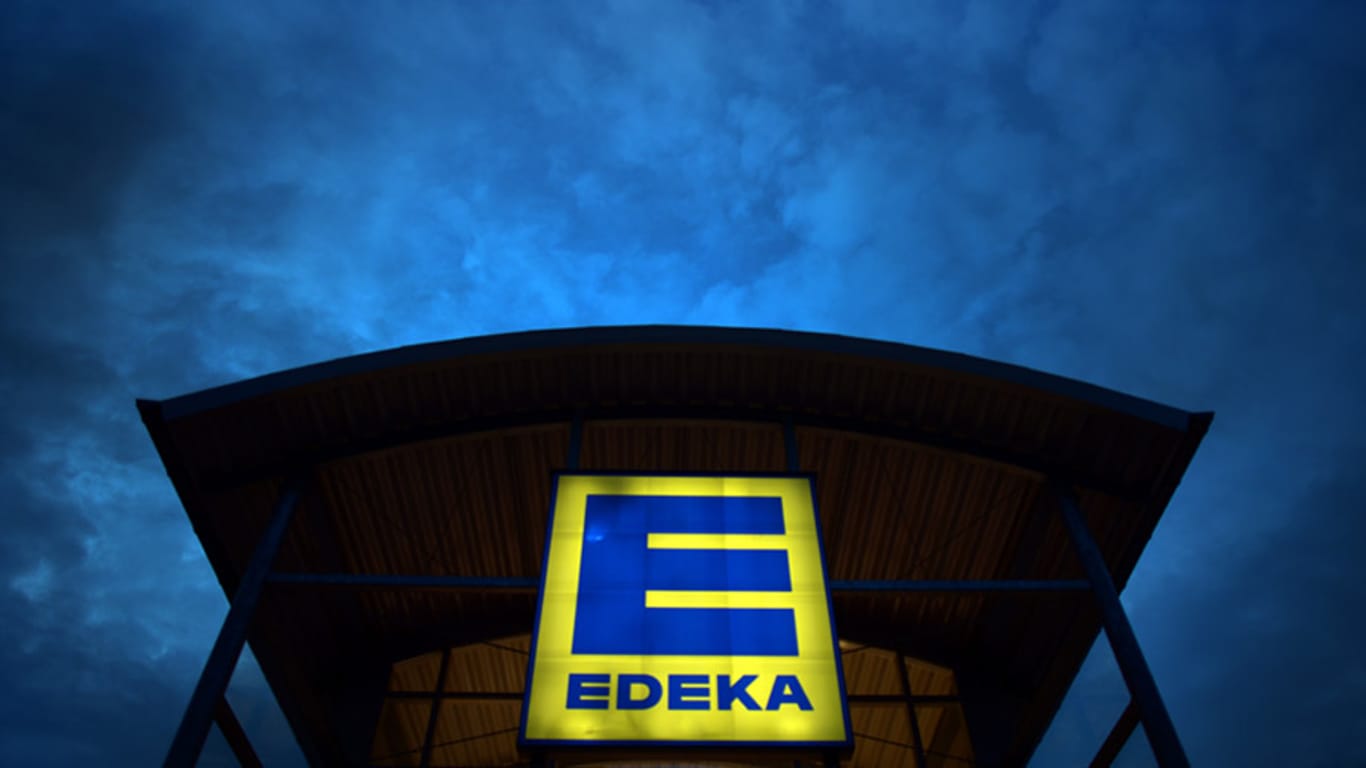 Die harsche Kritik an den Arbeitsregeln bei den privat geführten Edeka-Läden könnten am positiven Image der Supermarktkette kratzen