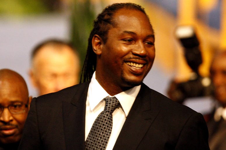 Lennox Lewis ist bereit für eine Rückkehr in den Ring.