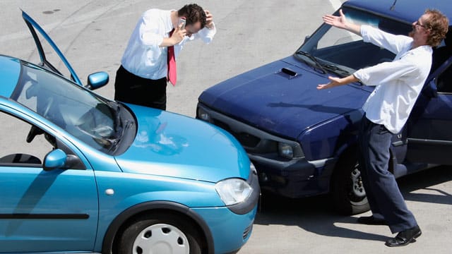 Die KFZ-Haftpflichtversicherung kommt für Schäden Dritter auf