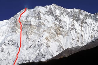 Annapurna-Südwand: Route von Ueli Steck.