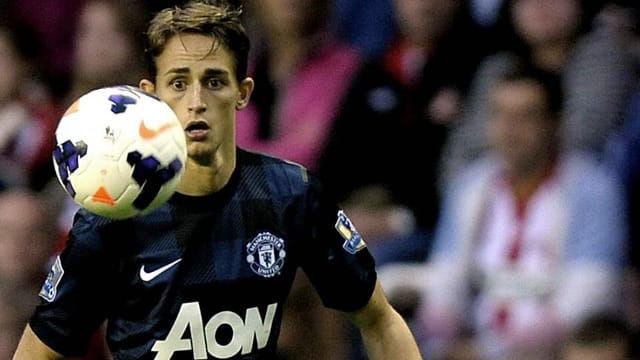 Immer den Ball im Blick, hat das Ausnahmetalent Adnan Januzaj von Manchester United.