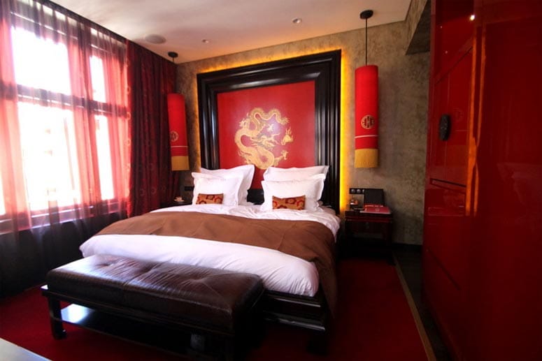 Hotel Buddha Bar in Prag/Tschechische Republik: Im Herzen von Prag versprüht das Hotel einen ganz eigenen Reiz. Die edlen Zimmer, in Rot- und Brauntöne getaucht, sorgen für wärmste Atmosphäre.