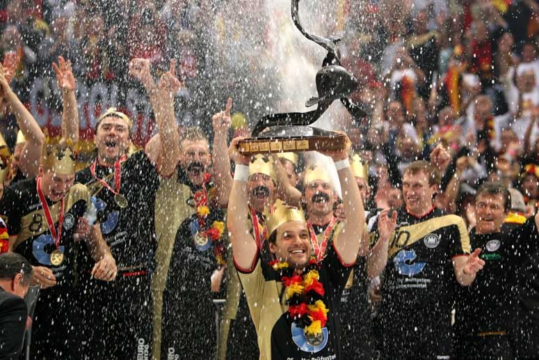 Ein Bild aus glücklichen Zeiten - Deutschland wird 2007 Weltmeister im eigenen Land.