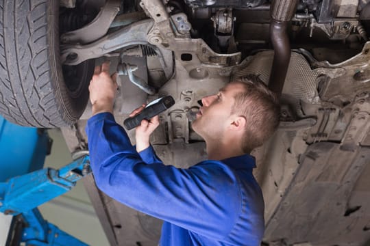 Werkstattwahl beeinflusst Höhe der Kfz-Versicherung