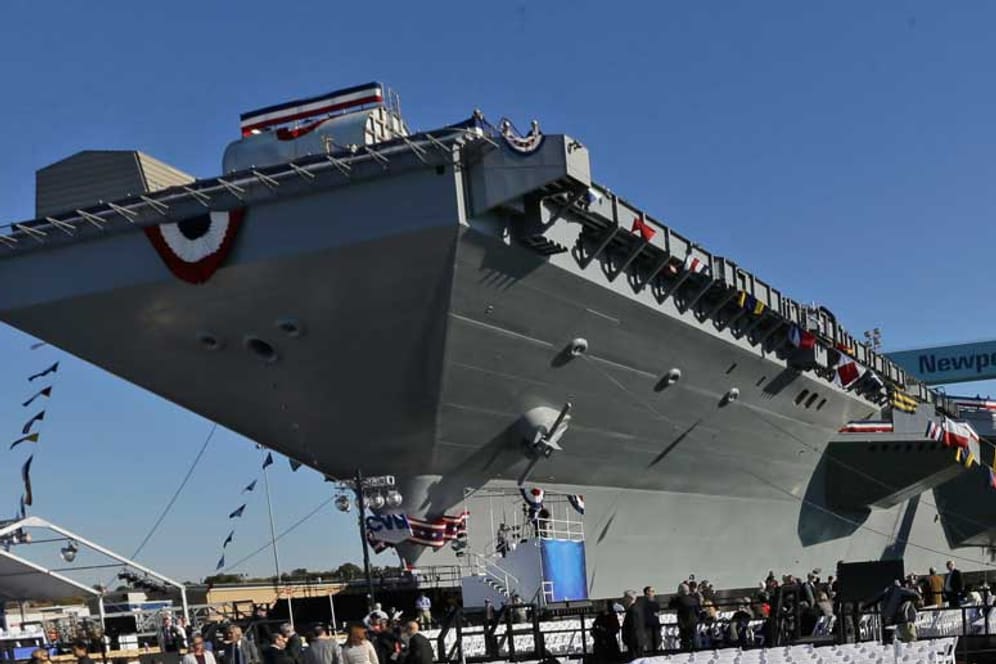 Mit einer Länge von 333 Metern gehört die "USS Gerald Ford" zu den größten Flugzeugträgern der Welt.