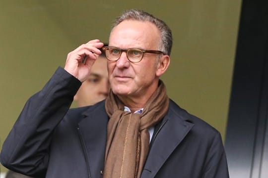 FCB-Vorstandschef Karl-Heinz Rummenigge Anfang November beim Bundesliga-Duell der Bayern in Hoffenheim.