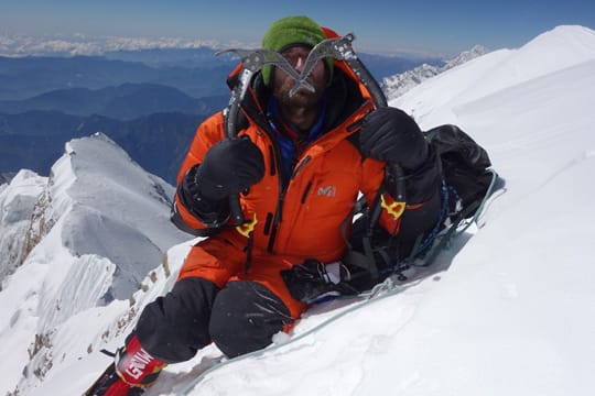 Bergsteiger Yannick Graziani auf dem Annapurna-Gipfel.