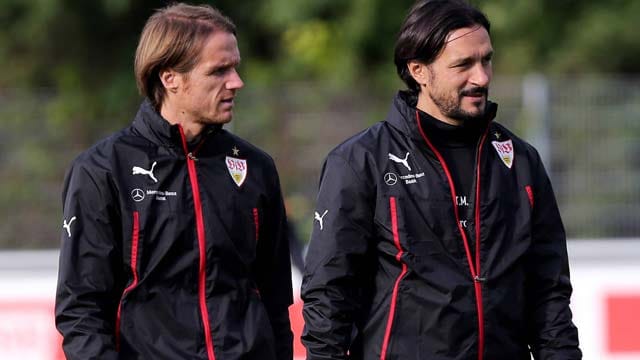 Stuttgarts Co-Trainer Tomislav Maric (re., hier mit Trainer Thomas Schneider) ist seit August beim VfB Stuttgart. Stuttgarts Co-Trainer Tomislav Maric (re., hier mit Trainer Thomas Schneider) ist seit August beim VfB Stuttgart.