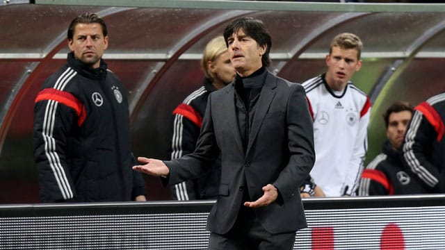 Bankdrücker gegen England in der Startelf: Joachim Löw setzt gegen England auf BVB-Spieler. Bankdrücker gegen England in der Startelf: Joachim Löw setzt gegen England auf BVB-Spieler.