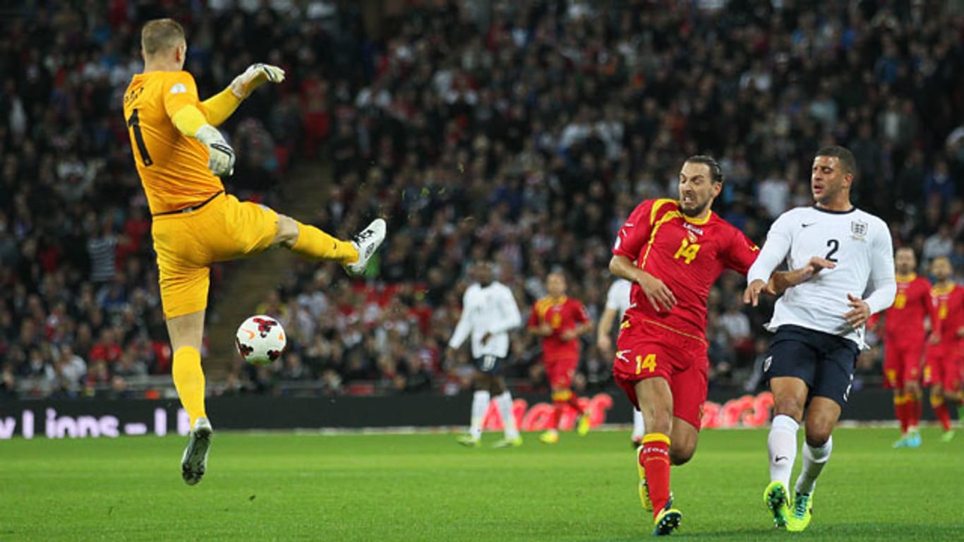 Englands Nationalkeeper Joe Hart leistete sich bereits den einen oder anderen Schnitzer. Hier im WM-Qualifikationsspiel gegen Montenegro.