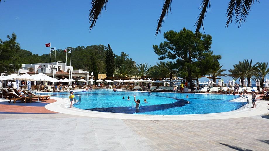 In der Europa-Top-Ten finden sich viele türkische Hotels. Auf Platz drei findet sich der "Club Med Palmiye" in Kemer.
