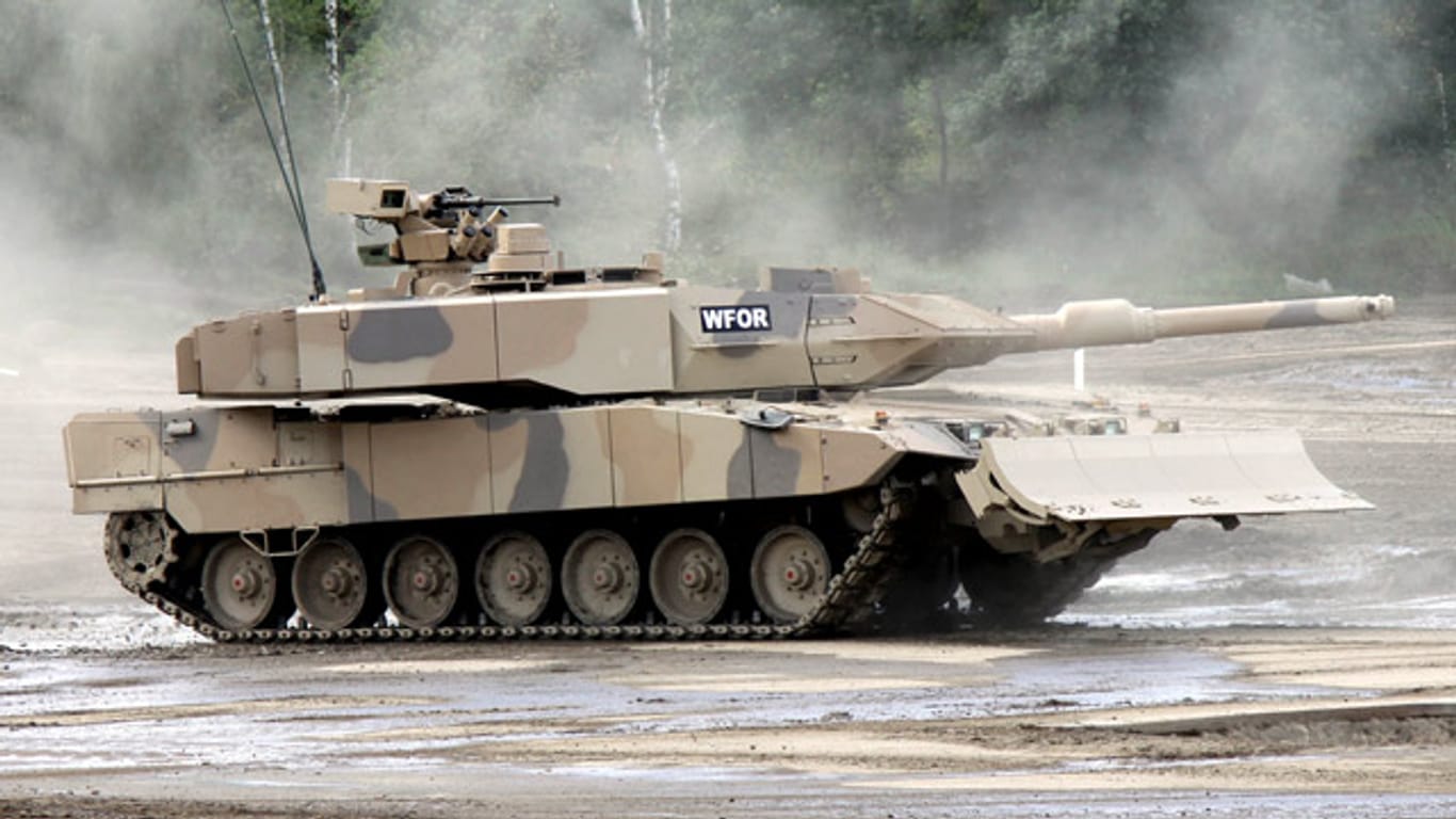Ein Kampfpanzer Leopard 2 der Firma KMW - wie er eventuell auch an Saudi-Arabien geliefert wird