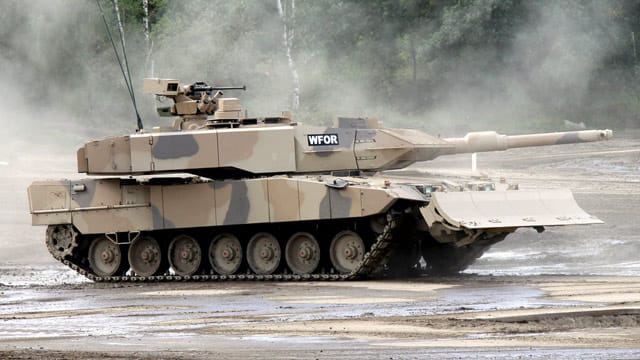 Ein Kampfpanzer Leopard 2 der Firma KMW - wie er eventuell auch an Saudi-Arabien geliefert wird