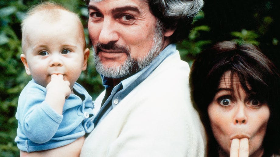 Dieses Bild aus dem Jahr 1982 zeigt Wencke Myhre mit dem Regisseur Michael Pfleghar und dem gemeinsamen Sohn Michael.