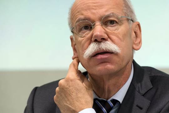 Dieter Zetsche versteht die Empörung über den Wechsel von Eckart von Klaeden zu Daimler nicht