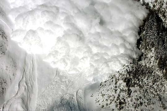 "Man ist wie eingebacken" - Lawinenabgang in der Französischen Schweiz