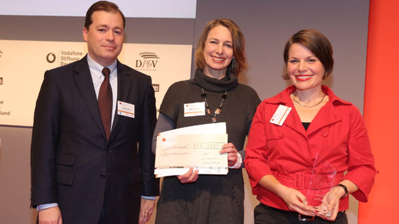 Deutscher Lehrerpreis 2013: Ein Lehrerteam des Robert-Koch-Gymnasiums in Deggendorf ist für das Projekt "Fair Future Jahr" ausgezeichnet worden.