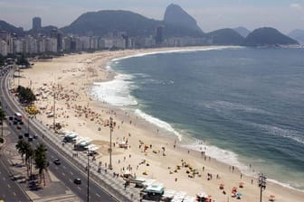Die Strände Rios - hier die Copacabana - sind sicher eine der Attraktionen Brasiliens.