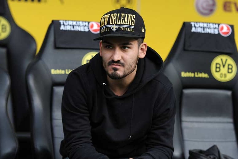 Ilkay Gündogan muss bei Spielen von Borussia Dortmund seit Monaten zuschauen.
