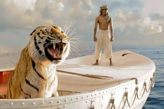 Tiger "King" wäre bei den Dreharbeiten zu "Life of Pi" fast ertrunken.