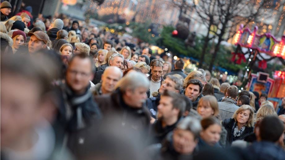 Nach Ansicht der Wirtschaftsweisen drohen spätestens ab 2017 höhere Steuern und Sozialabgaben