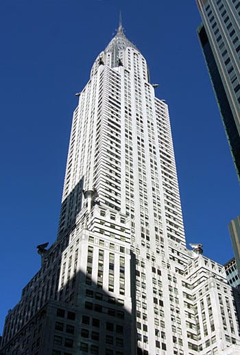 Spätestens der Bau des Chrysler Buildings (319 Meter) im Jahr 1930 kürt New York endgültig zur Wolkenkratzer-Hauptstadt.