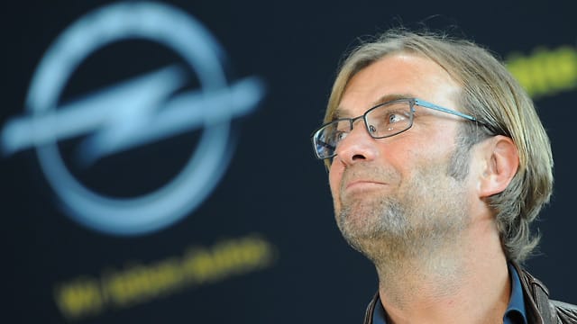 Mit seiner neuen Werbung für den Opel "Mokka" ist Erfolgstrainer Jürgen Klopp in die Kritik geraten