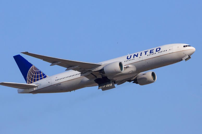 Amerikanische Fluggesellschaften wie die United Airlines beugen sich dem Druck der chinesischen Behörden.